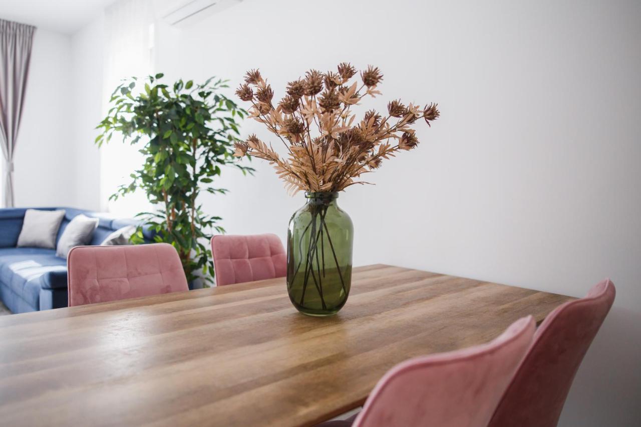 Perfect Harmony At Eas Residence Oradea Luaran gambar